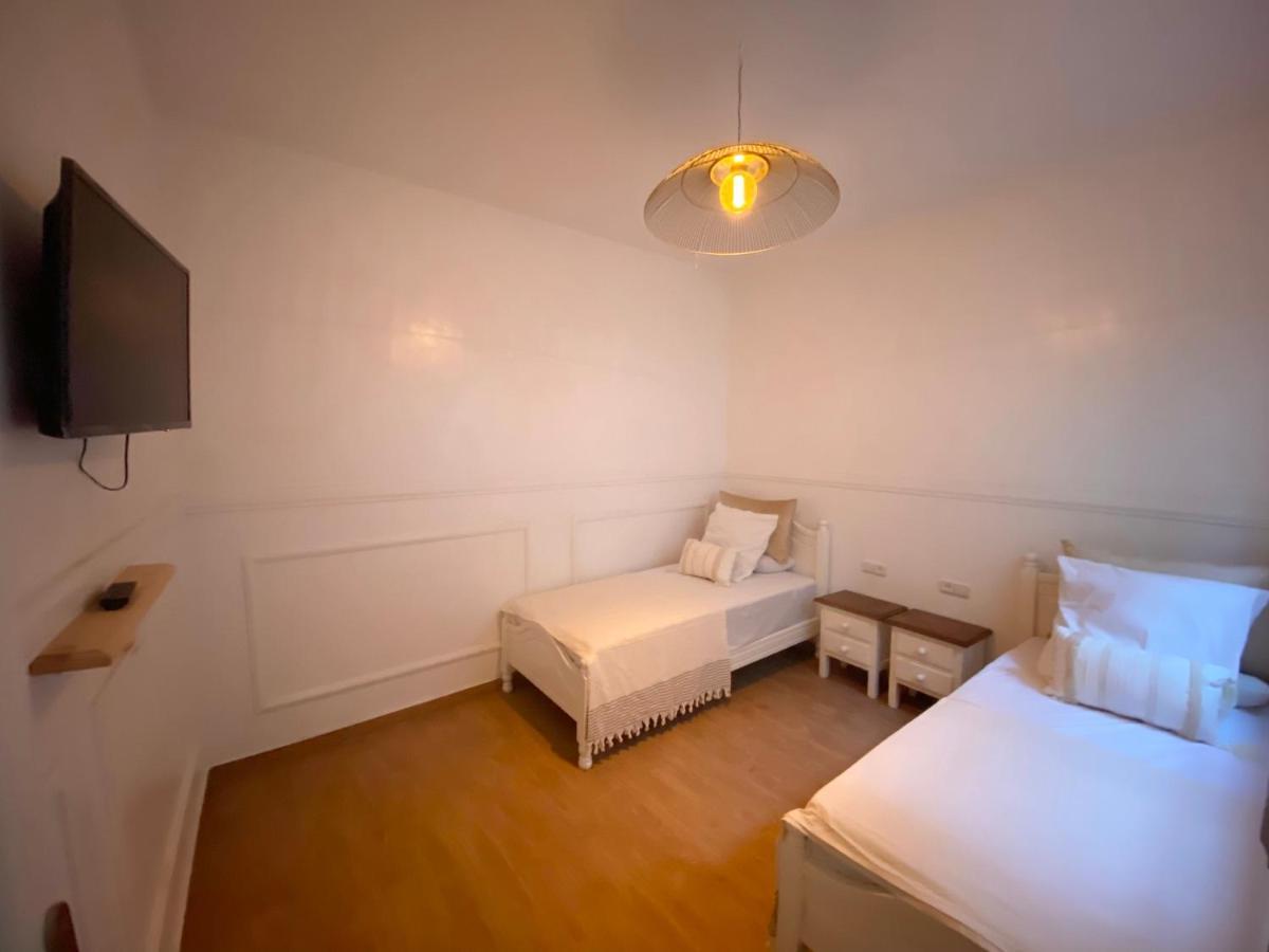 Appartement Avec Terasse Jaccuzi Barbecue Netflix Vue Sur Mer Totalement Gratuit Sans Supplement Аль-Хосейма Екстер'єр фото