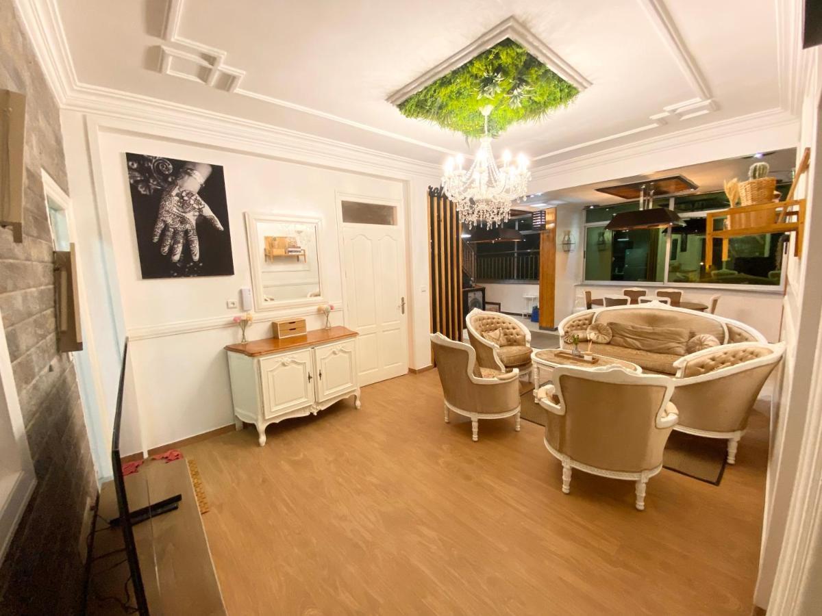 Appartement Avec Terasse Jaccuzi Barbecue Netflix Vue Sur Mer Totalement Gratuit Sans Supplement Аль-Хосейма Екстер'єр фото